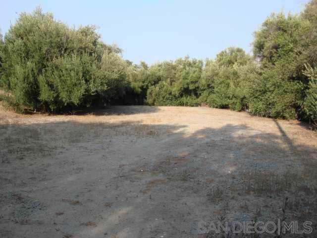 1252 Navel Place Vista, CA 92081