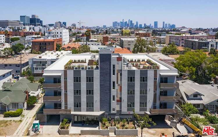 820 S Wilton Place #302 Los Angeles, CA 90005
