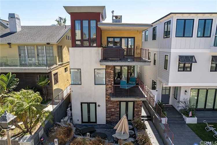 320 20th St Manhattan Beach, CA 90266