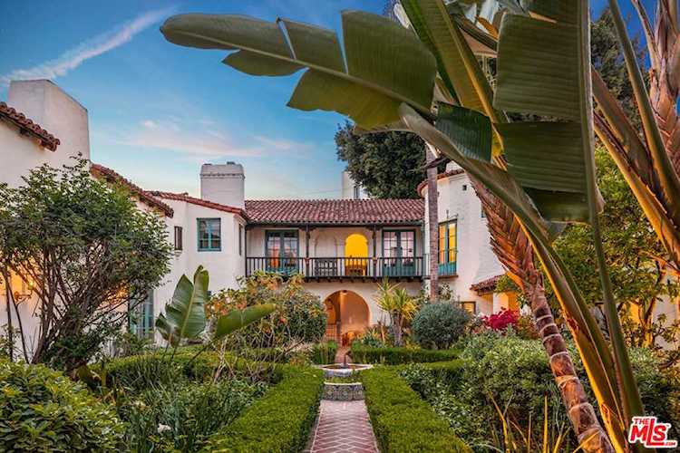 1471 Havenhurst Dr #7 West Hollywood, CA 90046