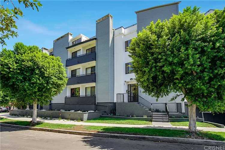 12050 Valleyheart Dr #102 Studio City, CA 91604