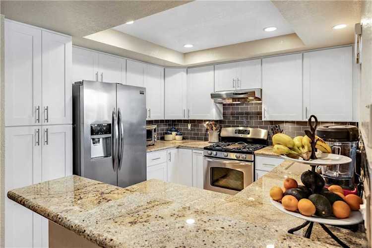16521 Grunion #207 Huntington Beach, CA 92649 | MLS OC21184445 Photo 1