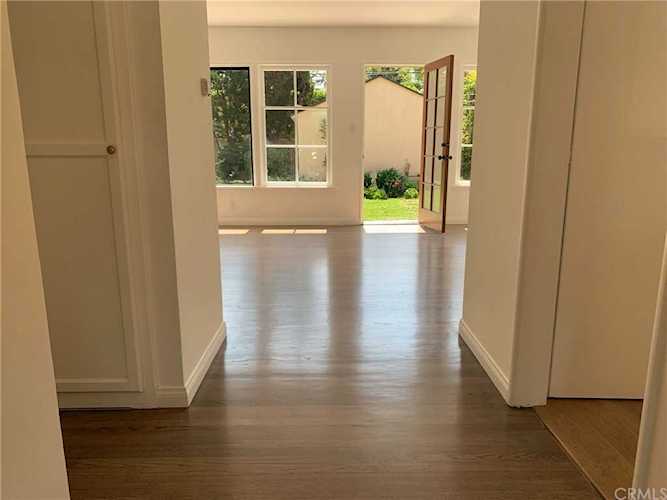 3373 Mclaughlin Ave Los Angeles, CA 90066