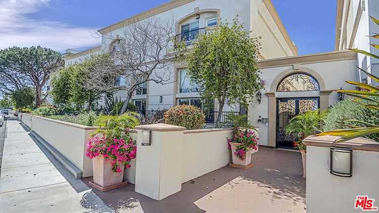 7401 S Sepulveda Blvd #113 Los Angeles, CA 90045