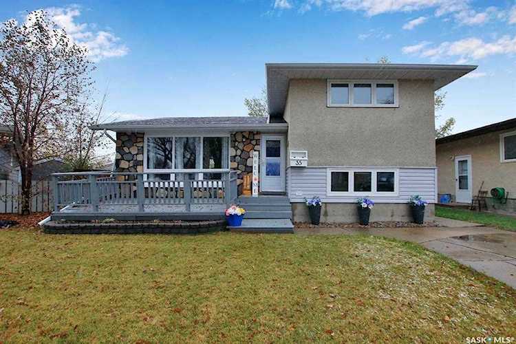 35 Cooper Crescent Regina, SK S4R 4J8