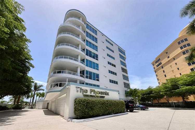 136 Golden Gate POINT #302 Sarasota, FL 34236