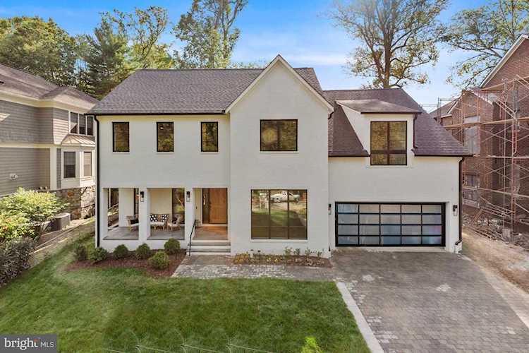 6224 Winnebago Rd Bethesda, MD 20816