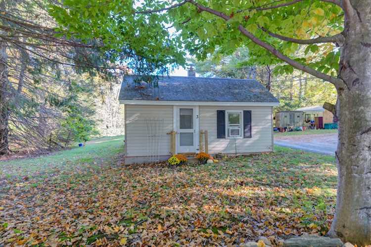3 Town Farm RdWindhamME04062home for sale Photo 1