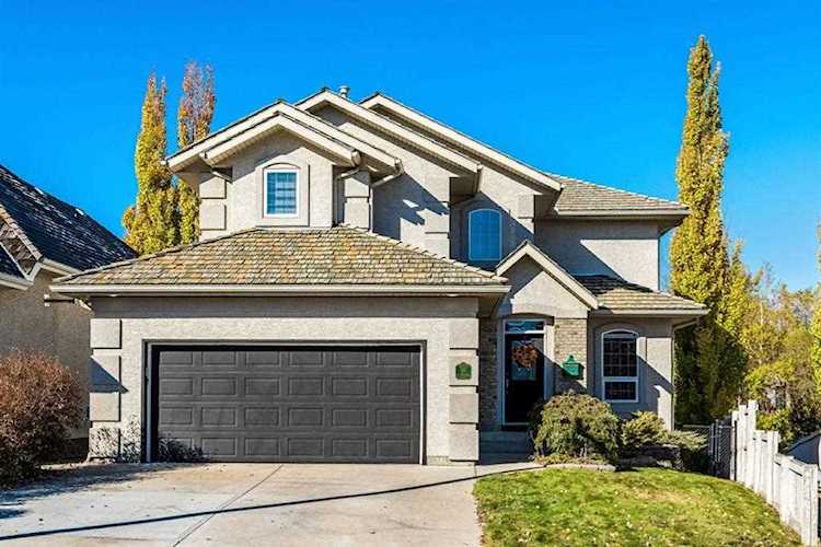 26 Mt Gibraltar Heights SE Calgary, AB T2Z 3R2