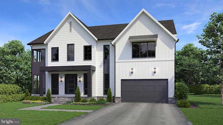 10311 Parkwood Dr Kensington, MD 20895