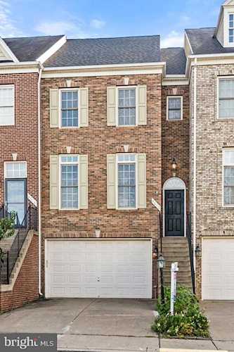 6832 Witton Gainesville, VA 20155 | MLS® VAPW2009638 Photo 1