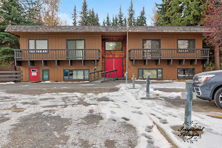 37 Glacier Avenue Fairbanks, AK 99701