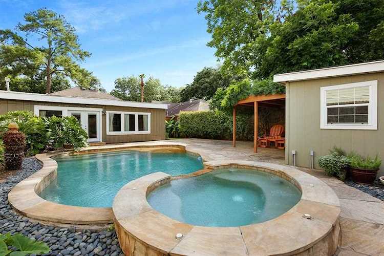 2119 Sul Ross St Houston, TX 77098