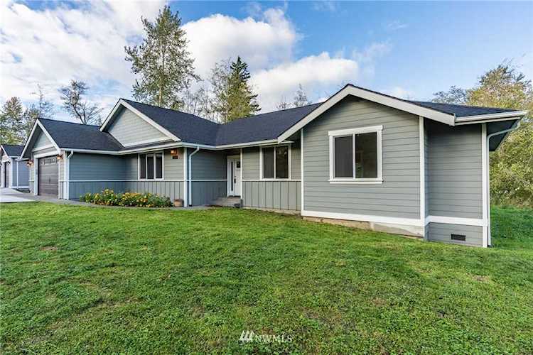 4881 Bristol Place Bellingham, WA 98226
