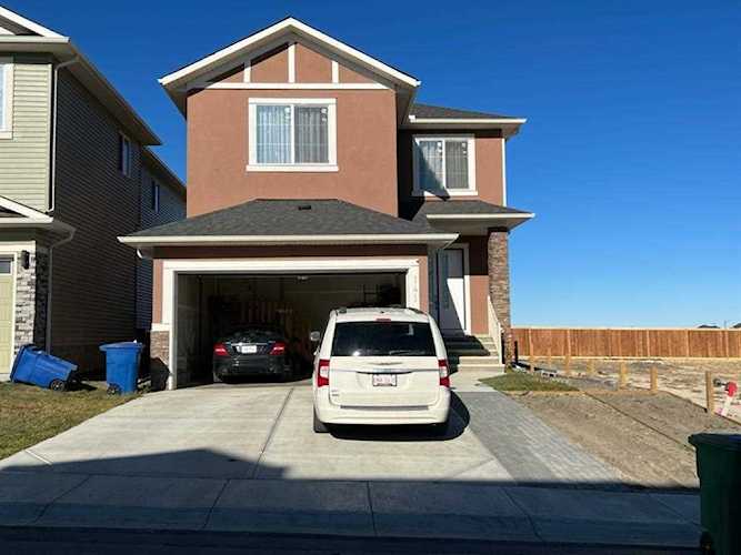 141 Baysprings Gardens SW Airdrie, AB T4B 5C5