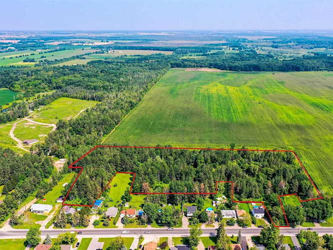 38 Brentwood Rd Essa, ON L0M1B2