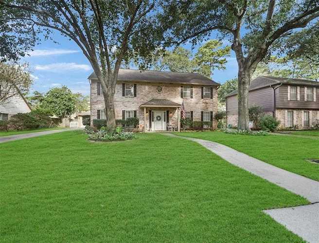 726 Oder Ln Houston, TX 77090