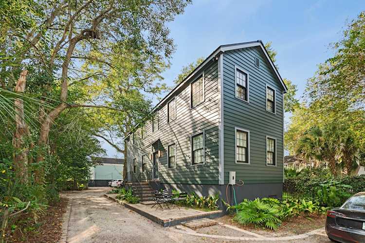 67 Pitt St Charleston, SC 29403