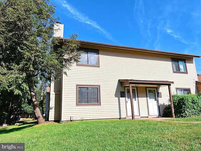 4155 Meadowland Ct #36 Chantilly, VA 20151