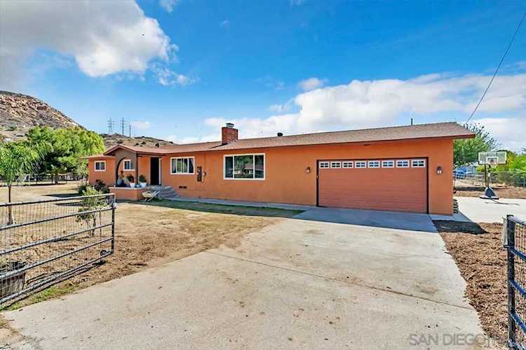 12529 Acadia Way Lakeside, CA 92040