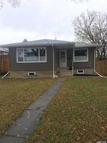 211 N Lorne St Regina, SK S4R 3A8