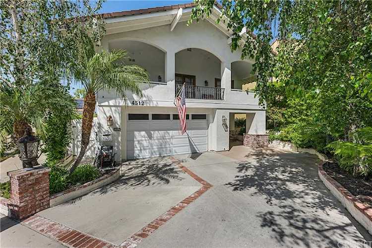 4512 Park Allegra Calabasas, CA 91302