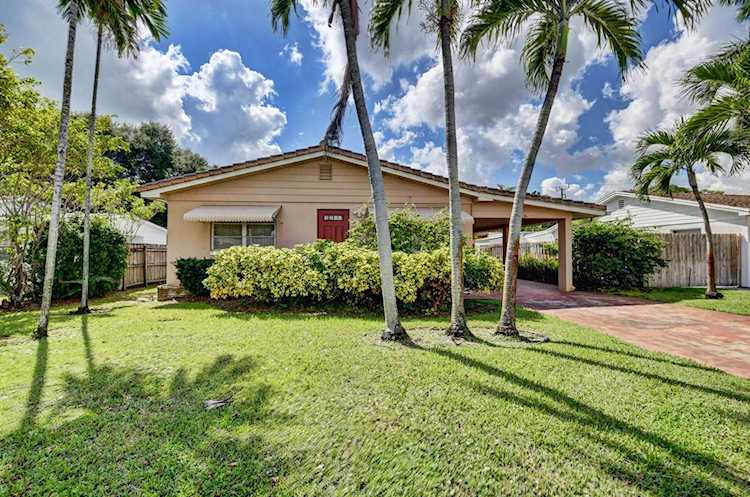 310 NE 2nd Street Boca Raton, FL 33432
