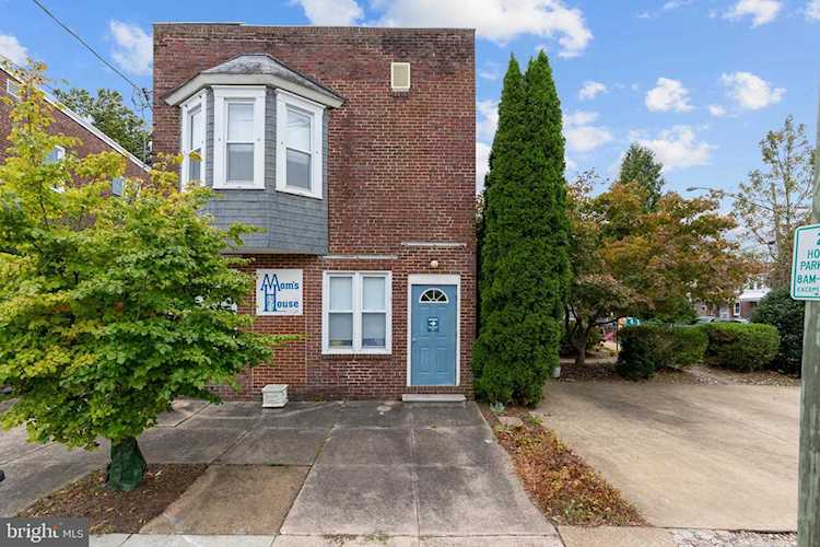 1718 Howland St Wilmington, DE 19805