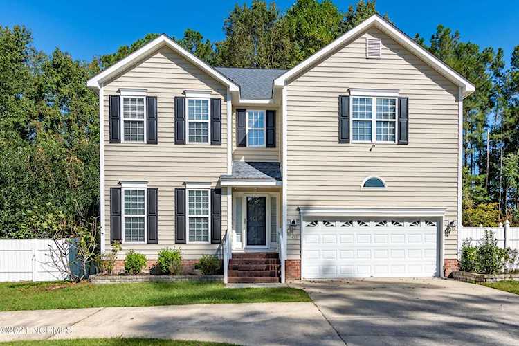 205 E Baywood Lane Greenville, NC 27834