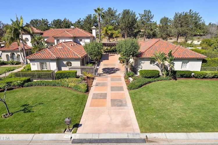 861 Corte Pastoral Camarillo, CA 93010