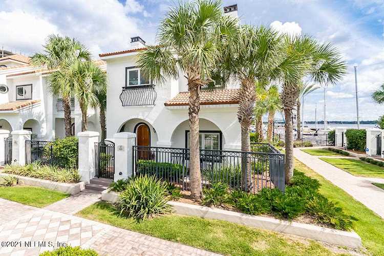418 Bay St Jacksonville, FL 32202 | MLS 1136927 Photo 1