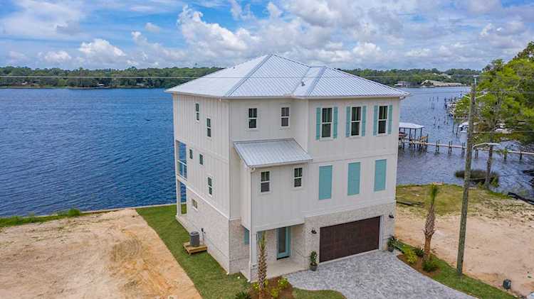 307 Bayshore Drive Niceville, FL 32578