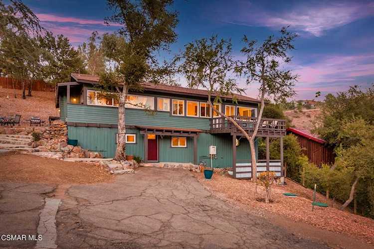 2375 Laguna Circle Agoura Hills, CA 91301