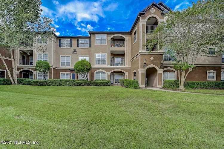10961 Burnt Mill Rd Jacksonville, FL 32256
