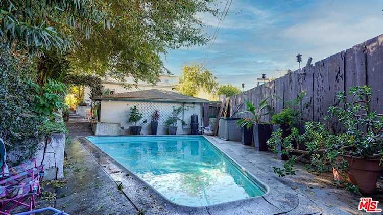 11127 Sunshine Terrace Studio City, CA 91604