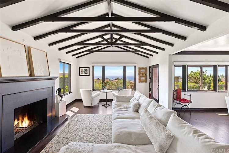 455 Hilledge Dr Laguna Beach, CA 92651