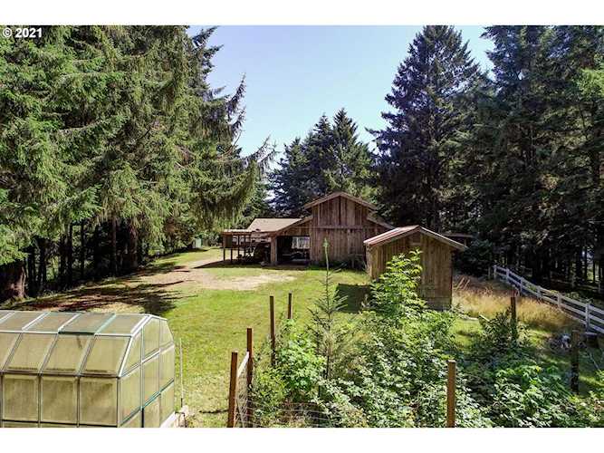 19591 Shorepine Ln Brookings, OR 97415