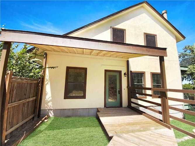 22708 Briarcliff DR Spicewood, TX 78669