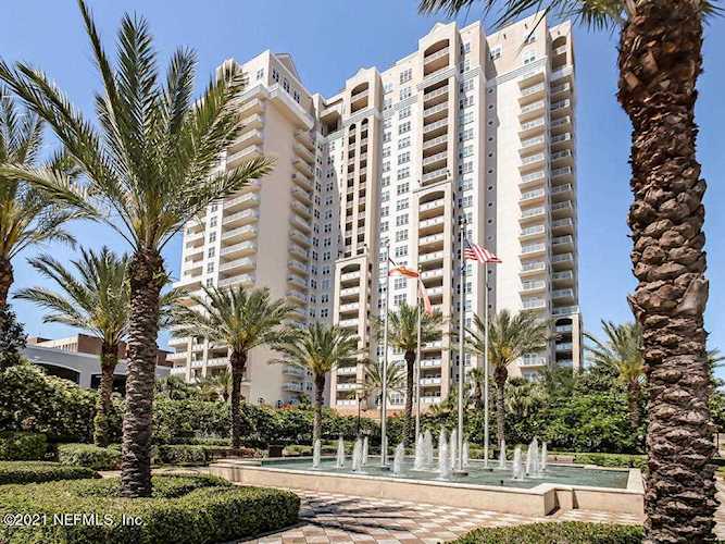 400 Bay St Jacksonville, FL 32202