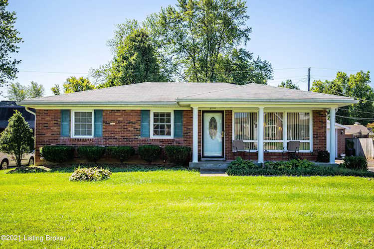 8010 Red Bud Hill Dr Louisville, KY 40228 | MLS 1595994 Photo 1