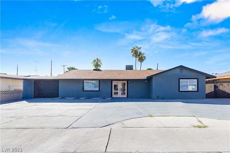 800 E Saint Louis Ave Las Vegas, NV 89104
