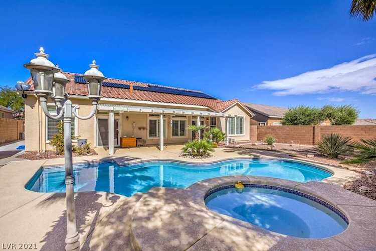 8213 Old Cistern Ct Las Vegas, NV 89131