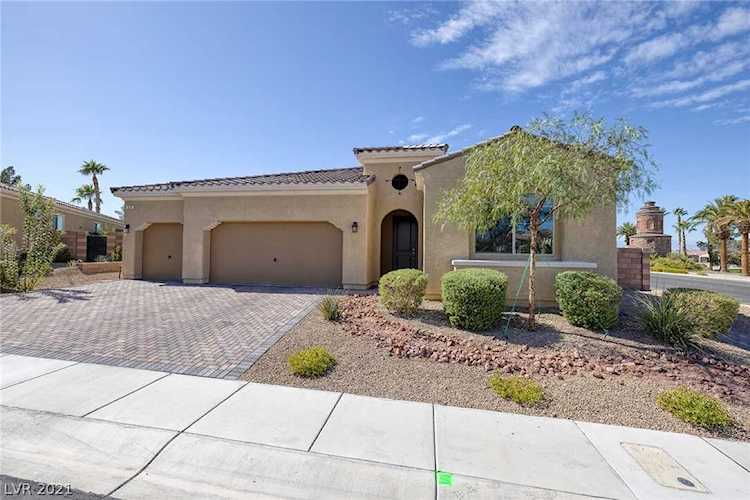 353 Via San Remo Circle Henderson, NV 89011