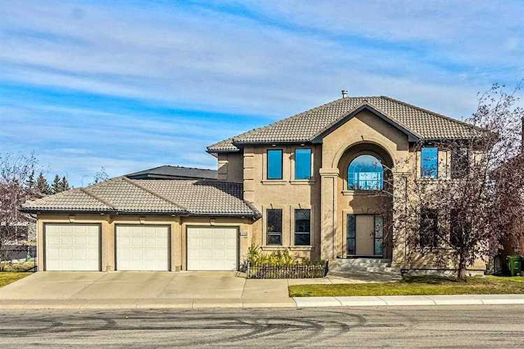 4614 Hamptons Way NW Calgary, AB T3A 6J9