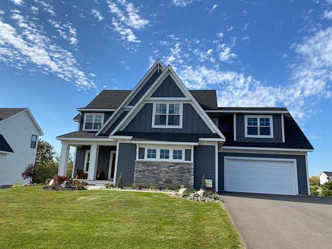 19005 Inndale Drive Lakeville, MN 55044