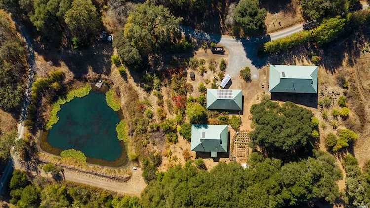 33422 Highway 128 Cloverdale, CA 95425