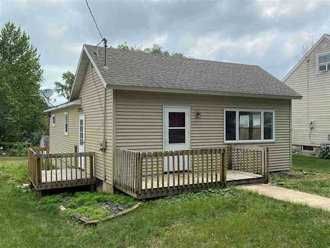412 1st St Parkersburg, IA 50665