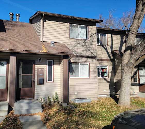 1271 Hooke Road Edmonton, AB T5A 4A5