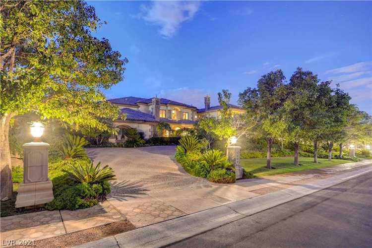 9508 Kings Gate Ct Las Vegas, NV 89145