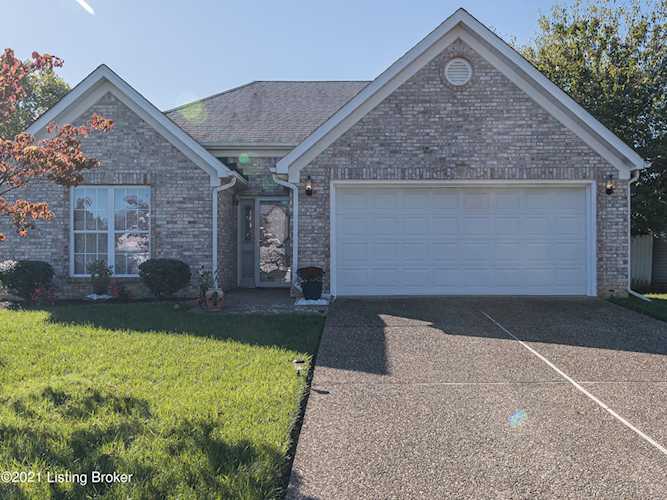 3211 Oak Haven Ct Louisville, KY 40220